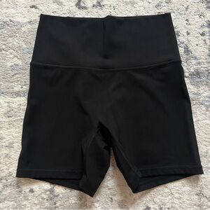 Aerie OFFLINE Goals 5” Bike Short